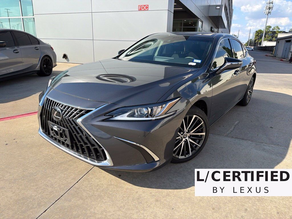 2025 LEXUS ES