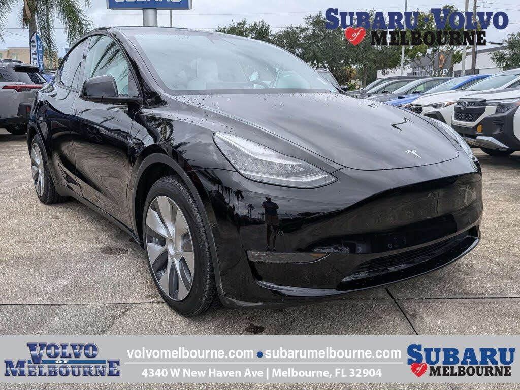 2021 TESLA Model Y