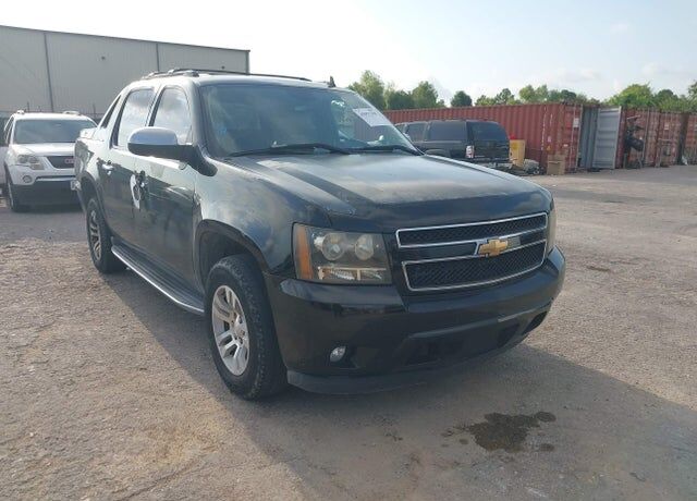 2013 CHEVROLET Avalanche