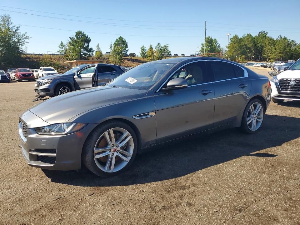 2017 JAGUAR XE
