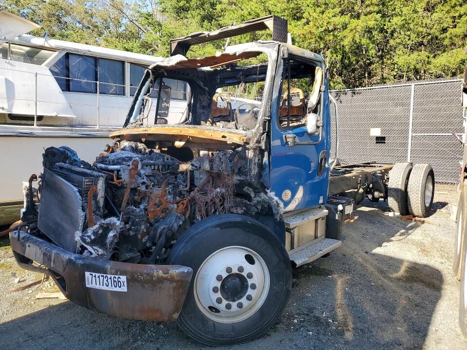 2020 FREIGHTLINER M2
