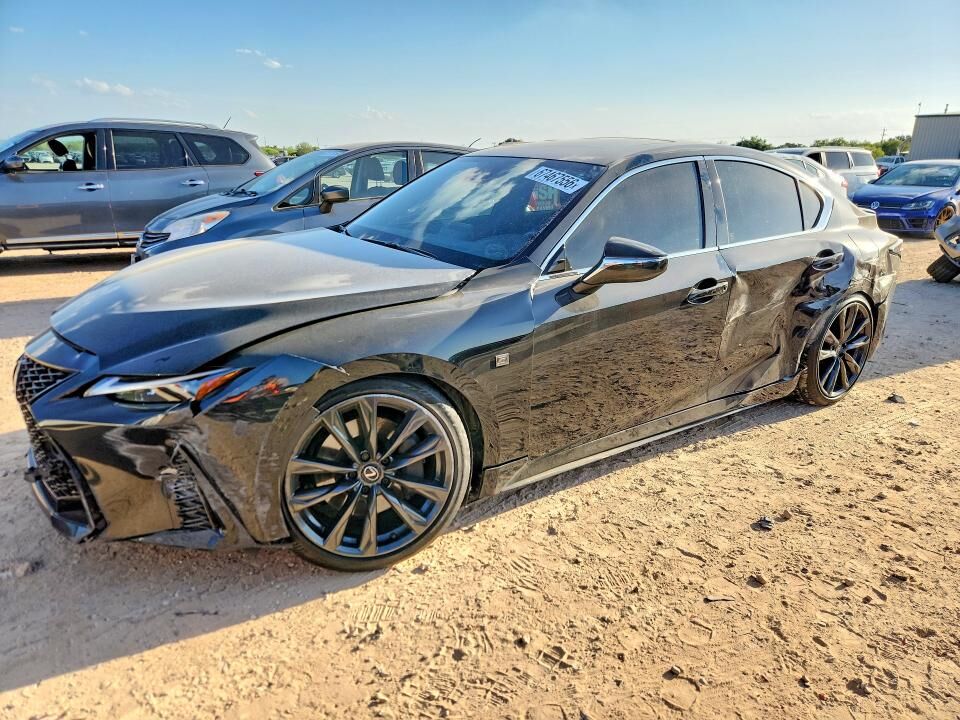 2025 LEXUS IS
