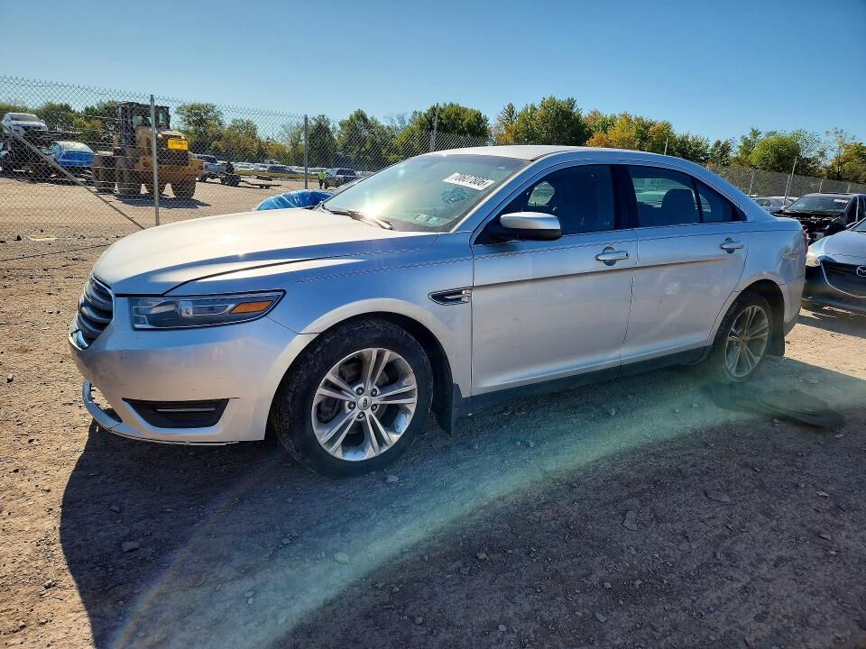 2014 FORD Taurus