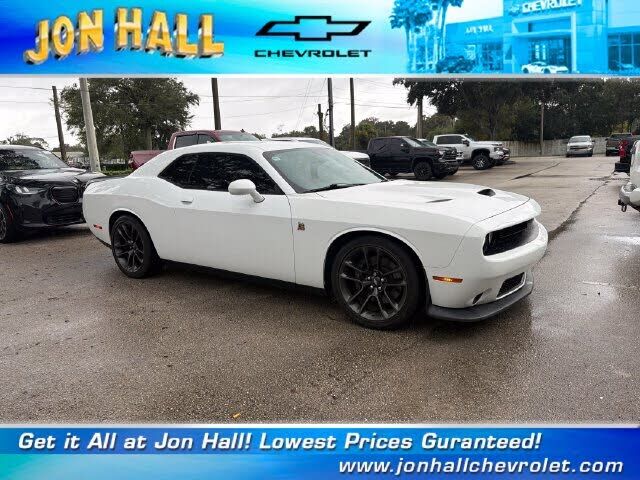 2021 DODGE Challenger