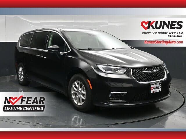 2024 CHRYSLER Pacifica