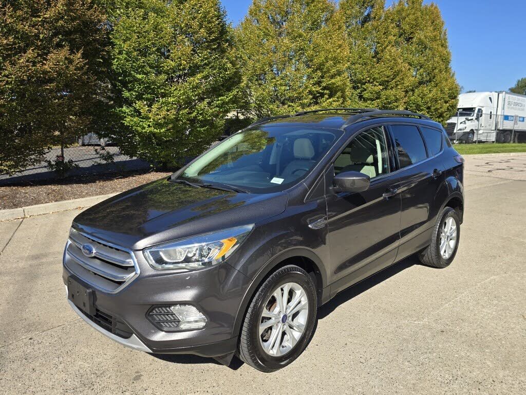2017 FORD Escape