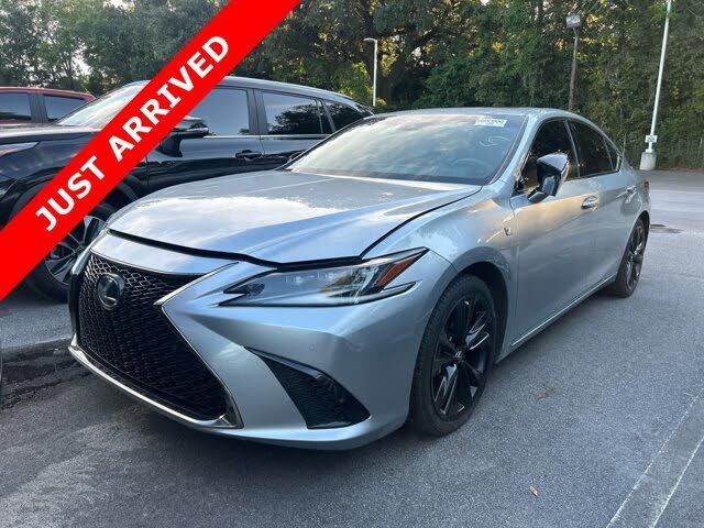 2022 LEXUS ES