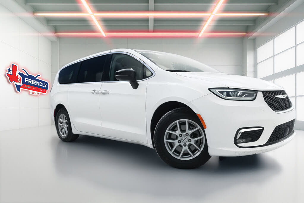 2024 CHRYSLER Pacifica