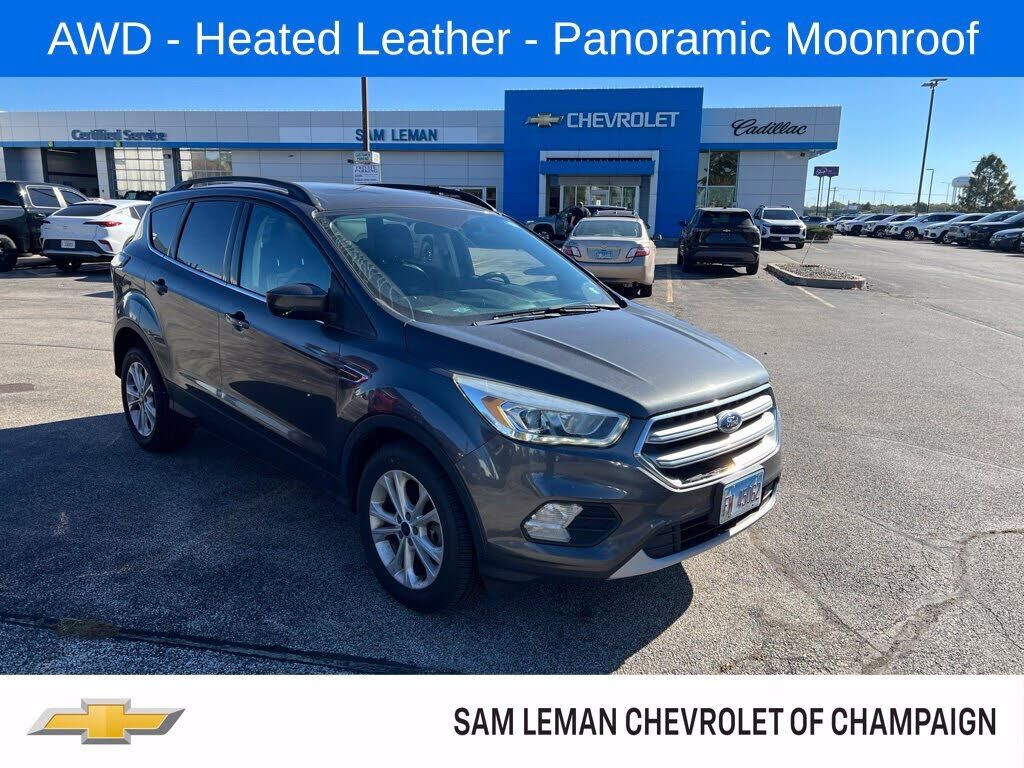 2017 FORD Escape