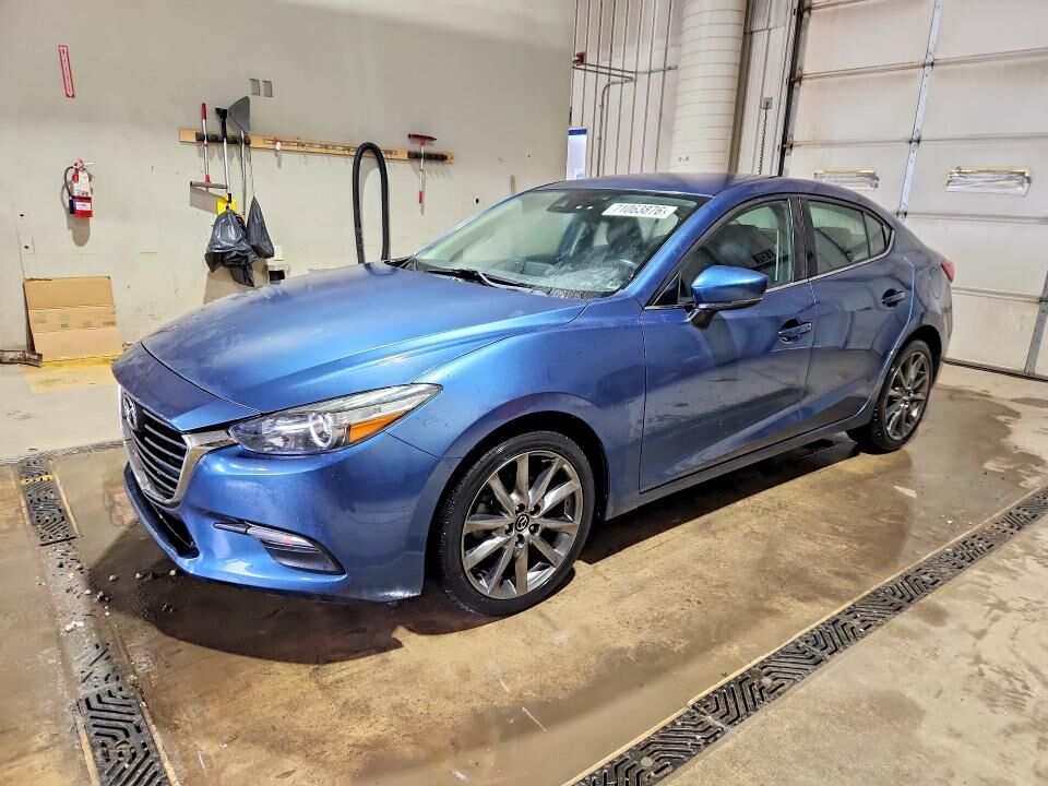 2018 MAZDA Mazda3