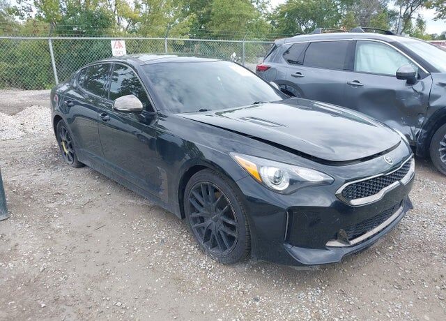 2021 KIA Stinger