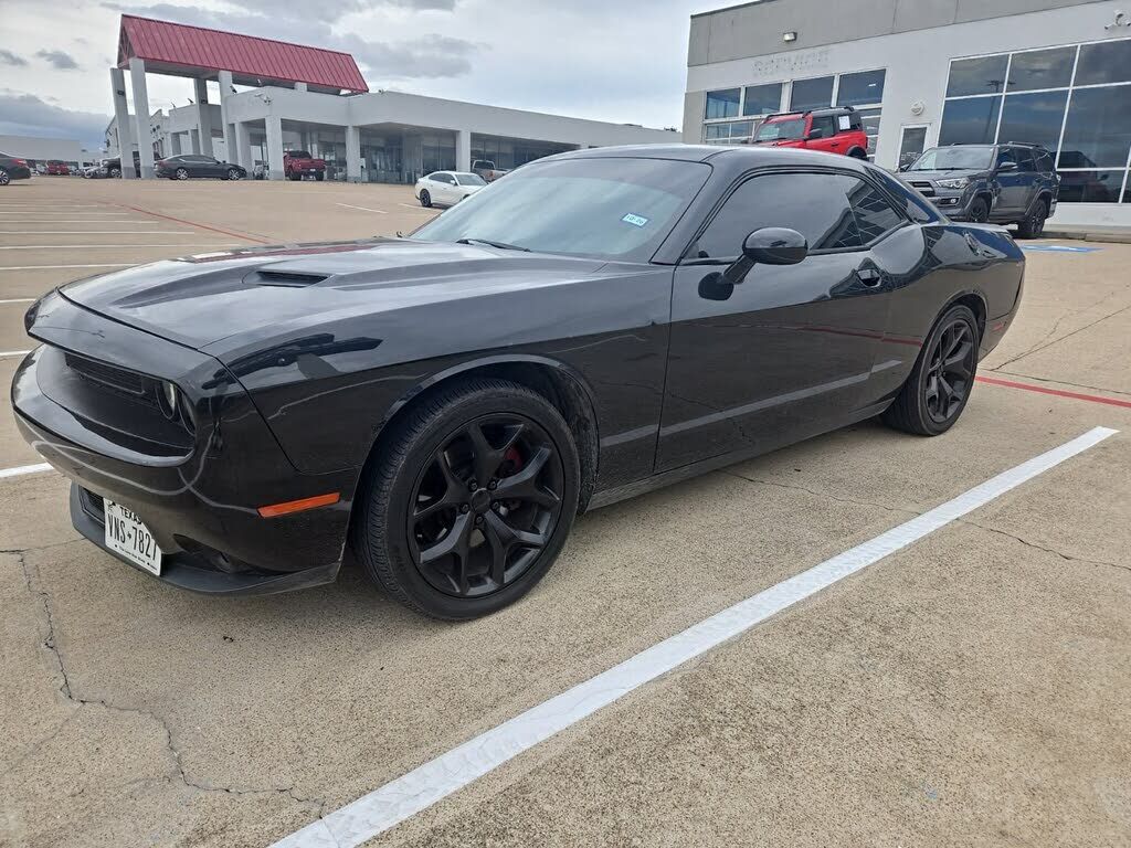 2016 DODGE Challenger