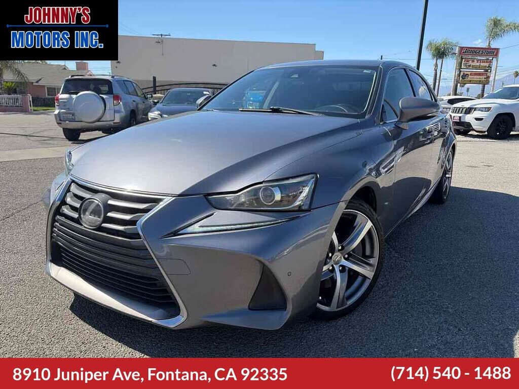 2017 LEXUS IS