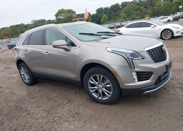2022 CADILLAC XT5