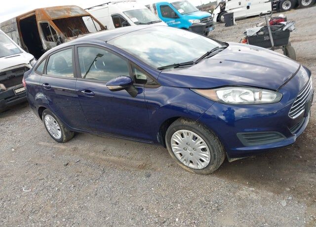 2016 FORD Fiesta
