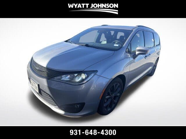 2020 CHRYSLER Pacifica
