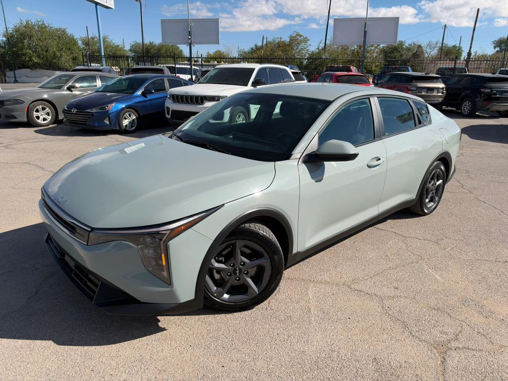 2025 KIA K4
