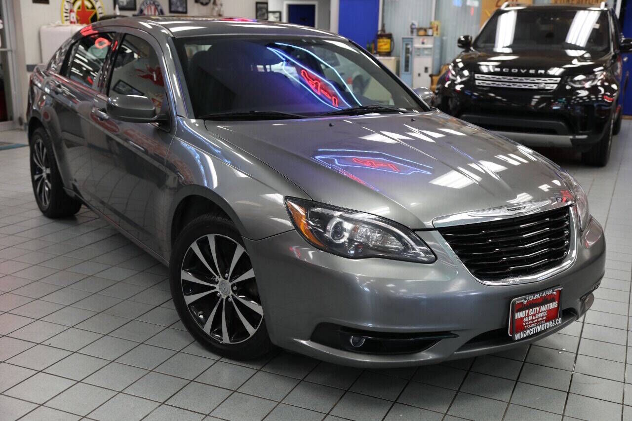 2012 CHRYSLER 200