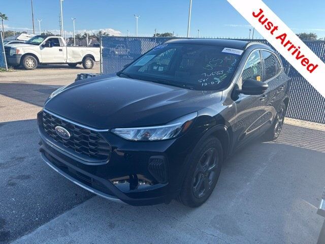 2025 FORD Escape