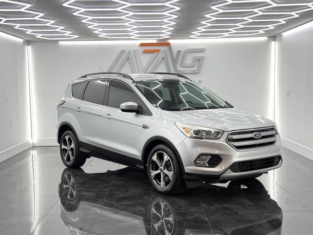 2017 FORD Escape