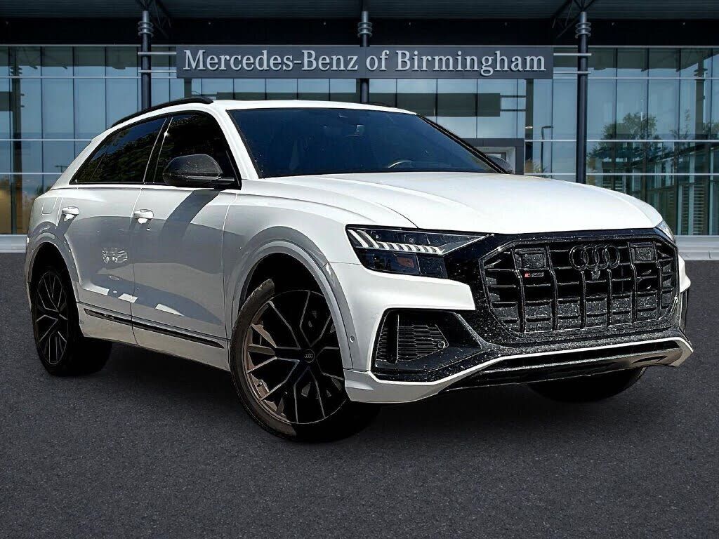 2023 AUDI SQ8