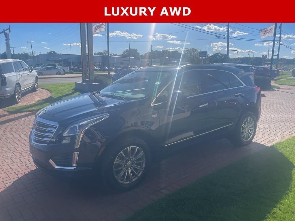 2017 CADILLAC XT5