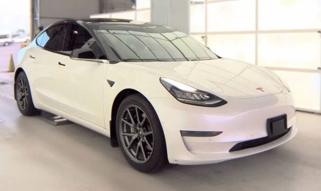 2019 TESLA Model 3