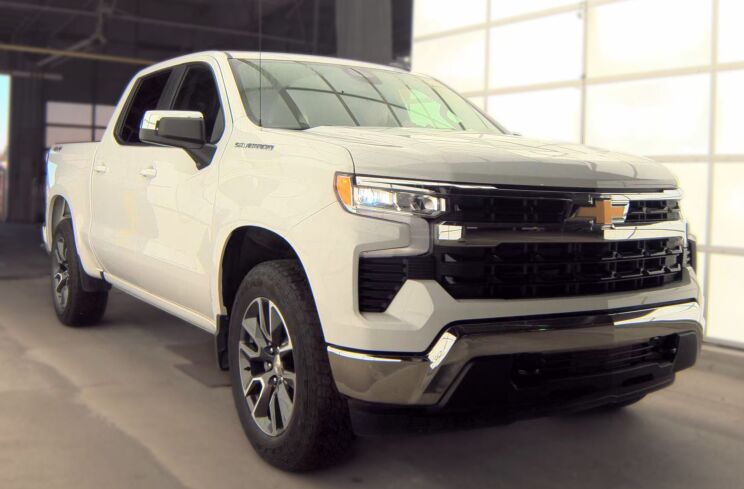 2024 CHEVROLET Silverado