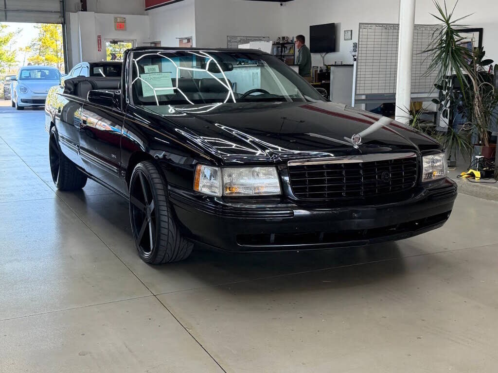 1998 CADILLAC Deville
