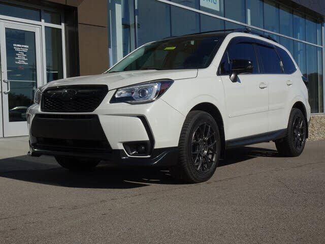 2017 SUBARU Forester