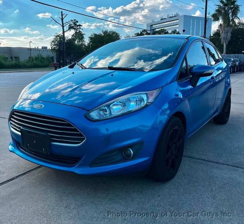 2014 FORD Fiesta