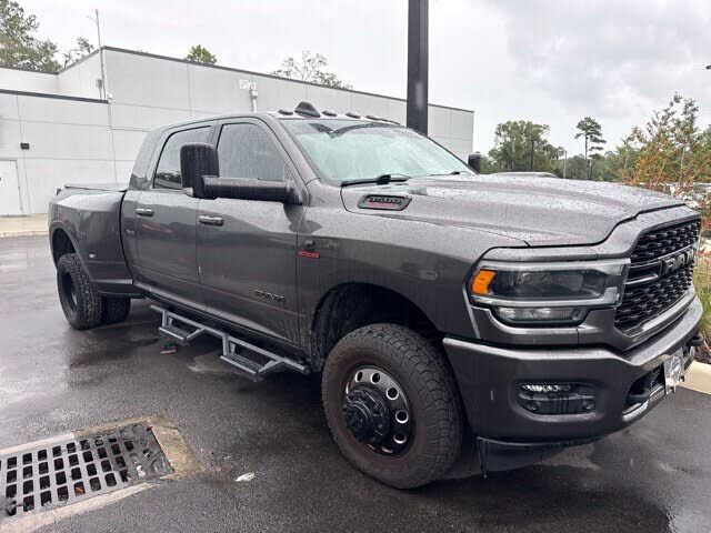 2022 RAM 3500