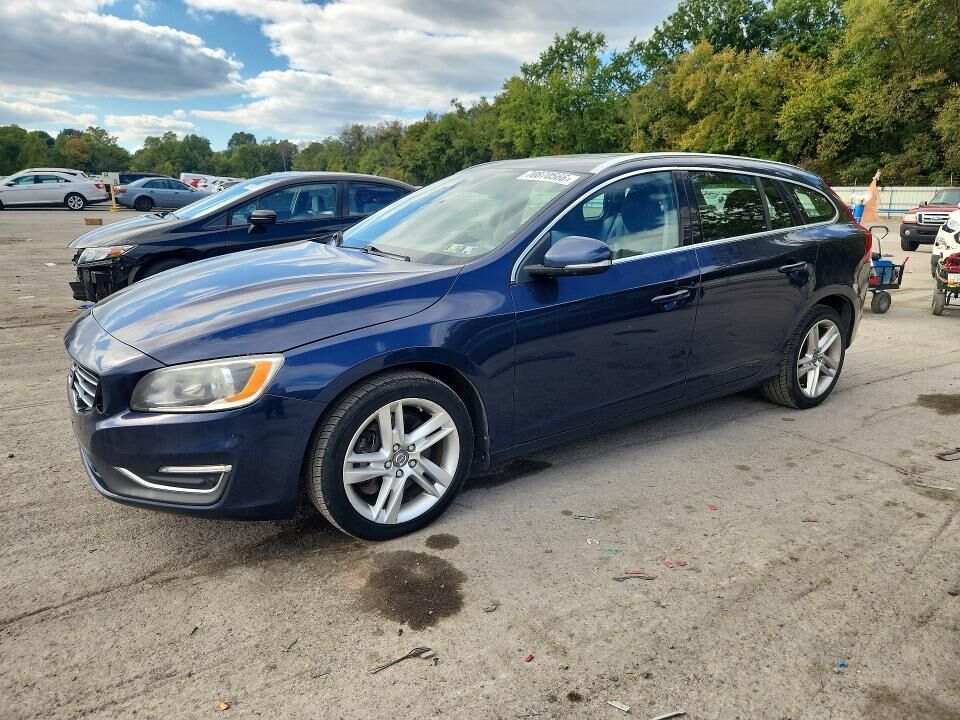 2015 VOLVO V60