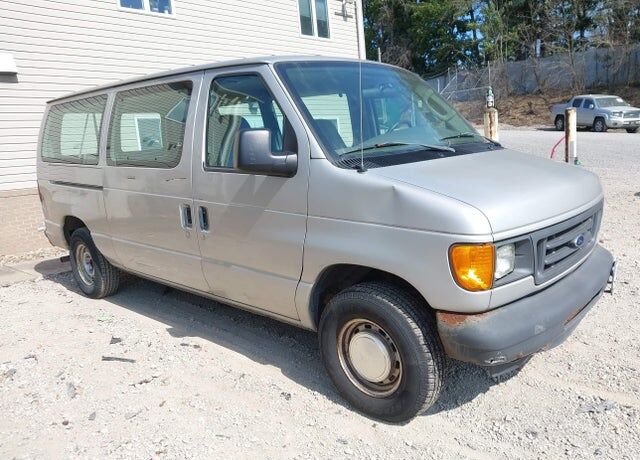 2003 FORD E-150