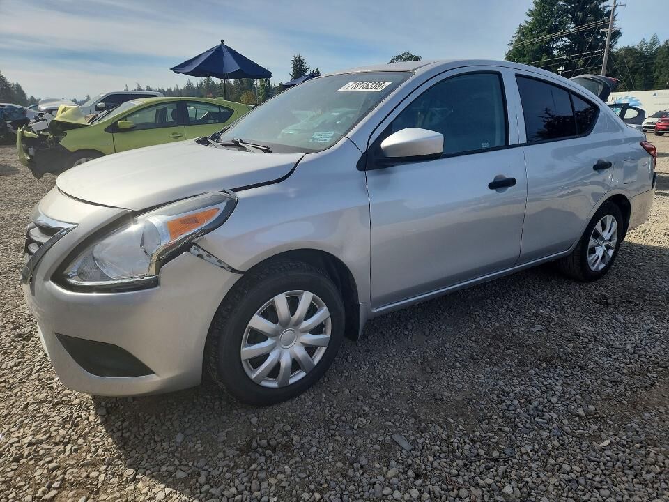 2018 NISSAN Versa