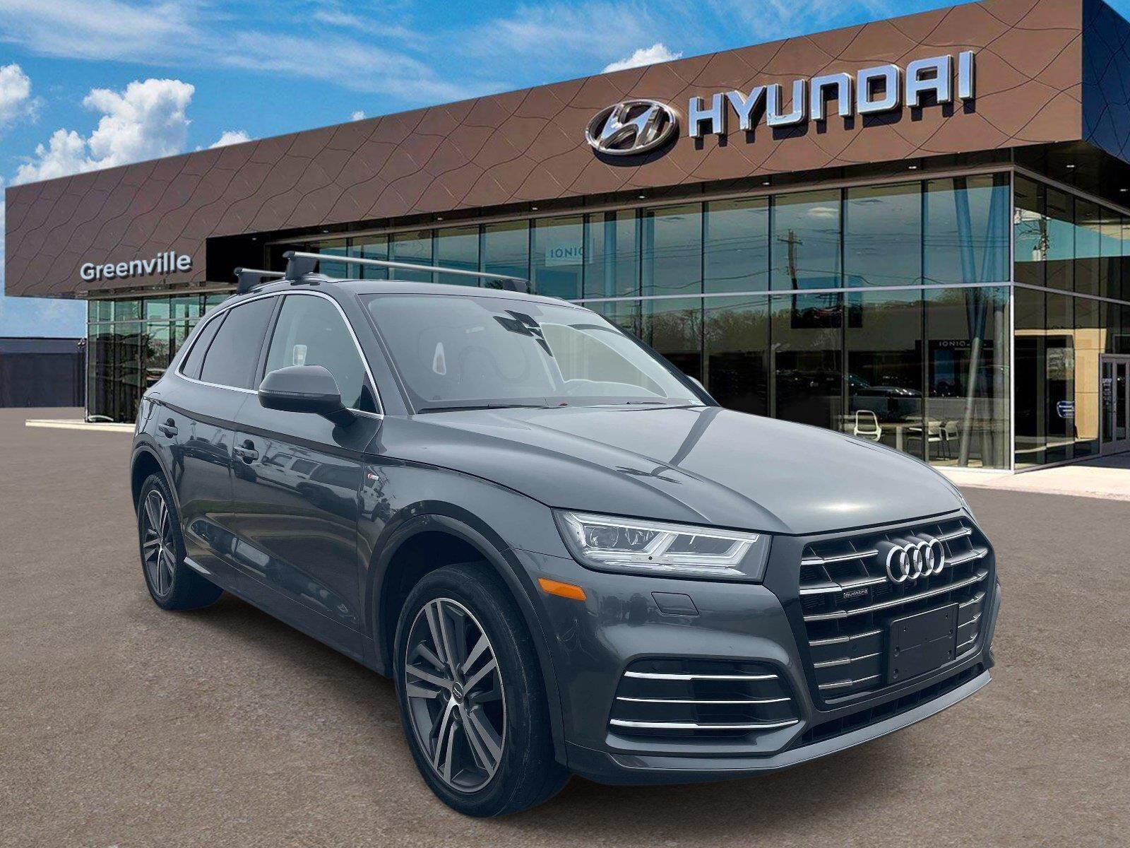 2020 AUDI Q5 e