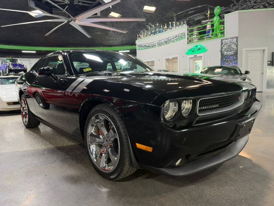 2013 DODGE Challenger