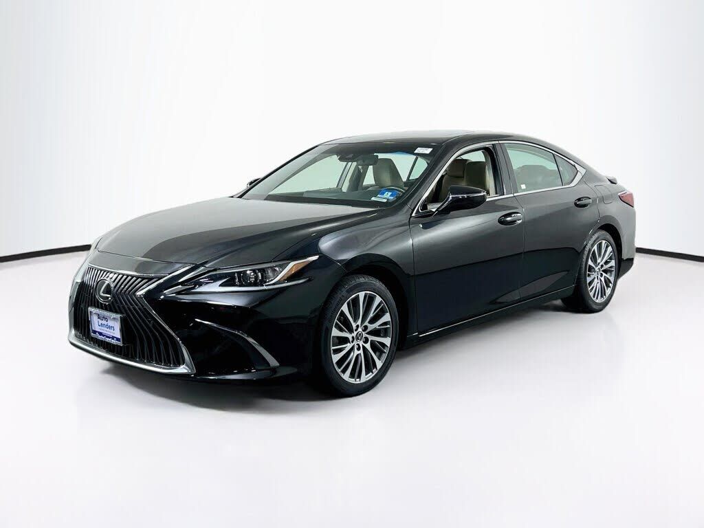 2020 LEXUS ES