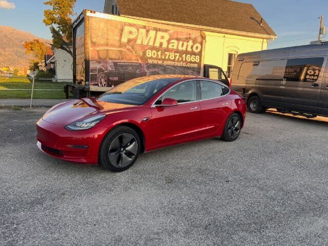 2018 TESLA Model 3