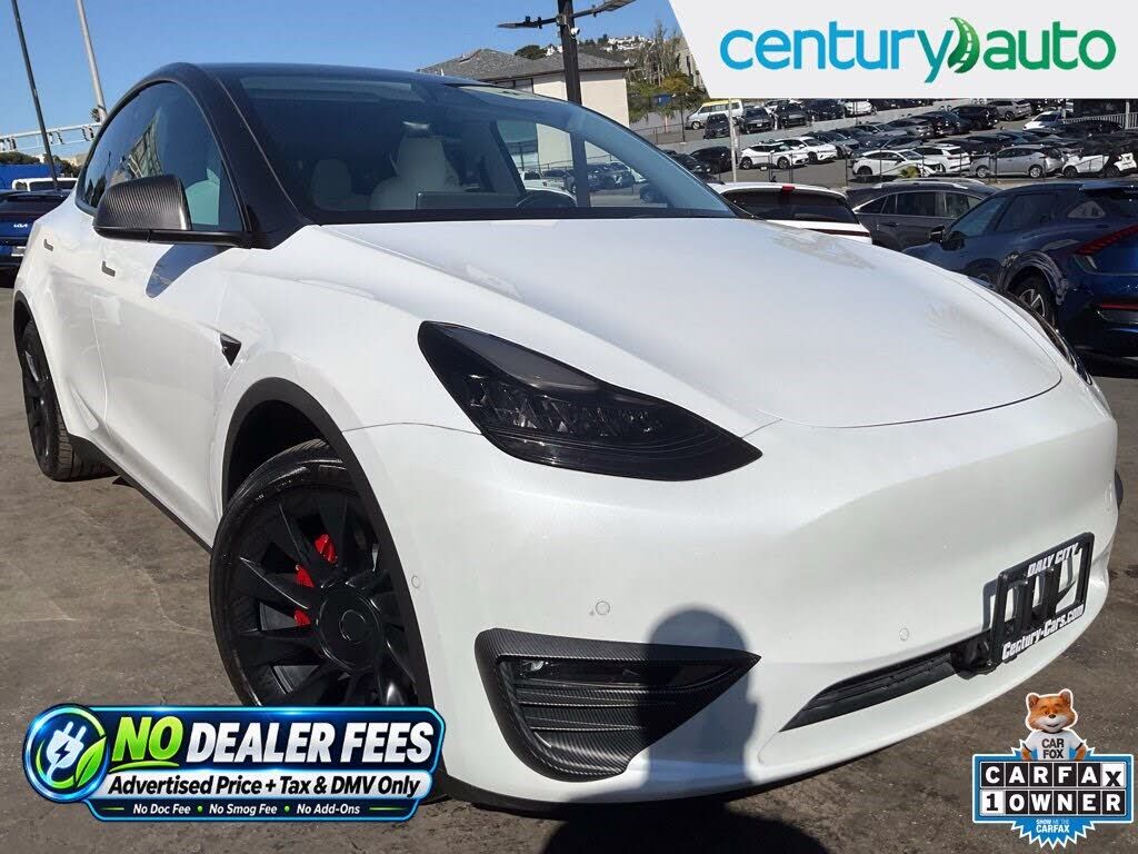 2021 TESLA Model Y