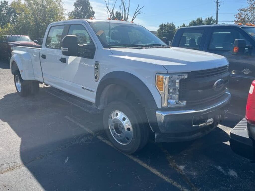2017 FORD F-450