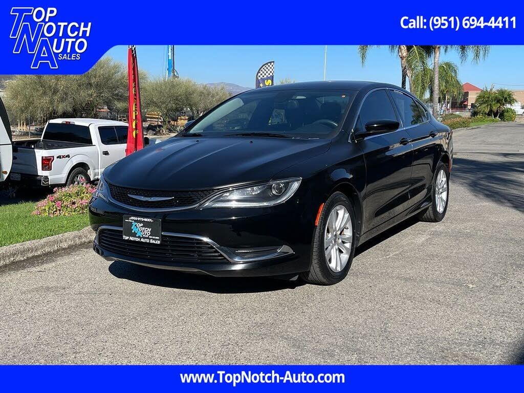 2015 CHRYSLER 200