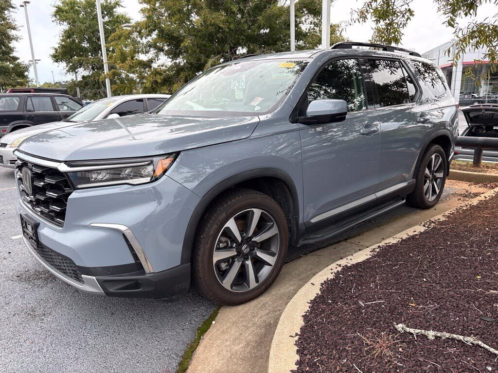 2025 HONDA Pilot