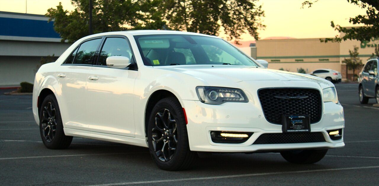 2022 CHRYSLER 300