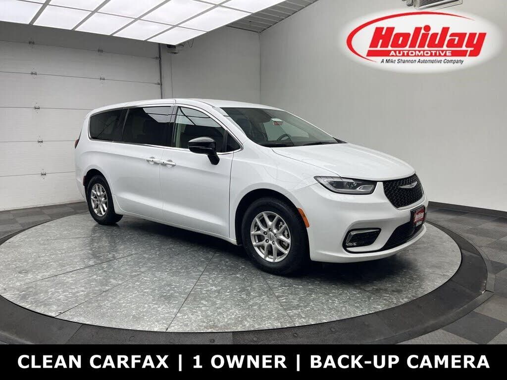 2024 CHRYSLER Pacifica