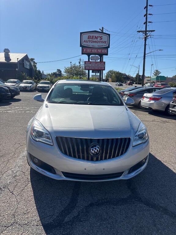 2017 BUICK Regal