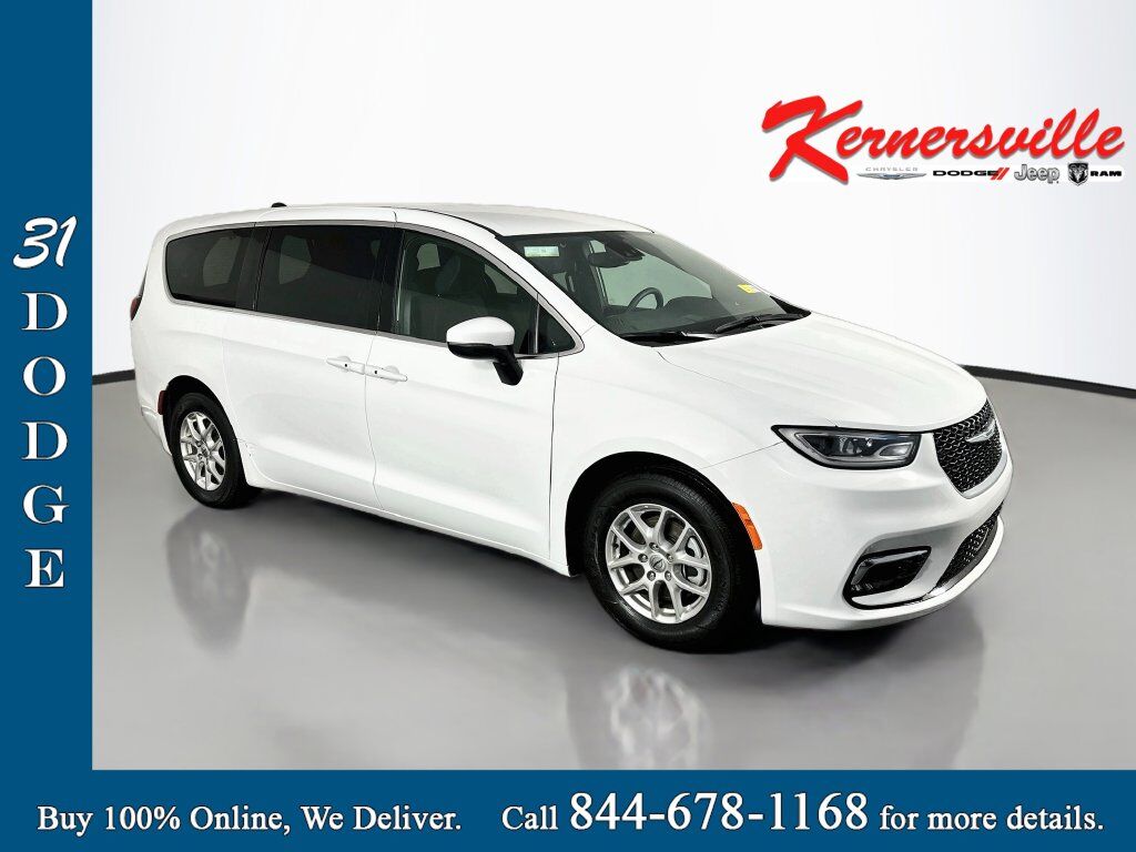 2023 CHRYSLER Pacifica