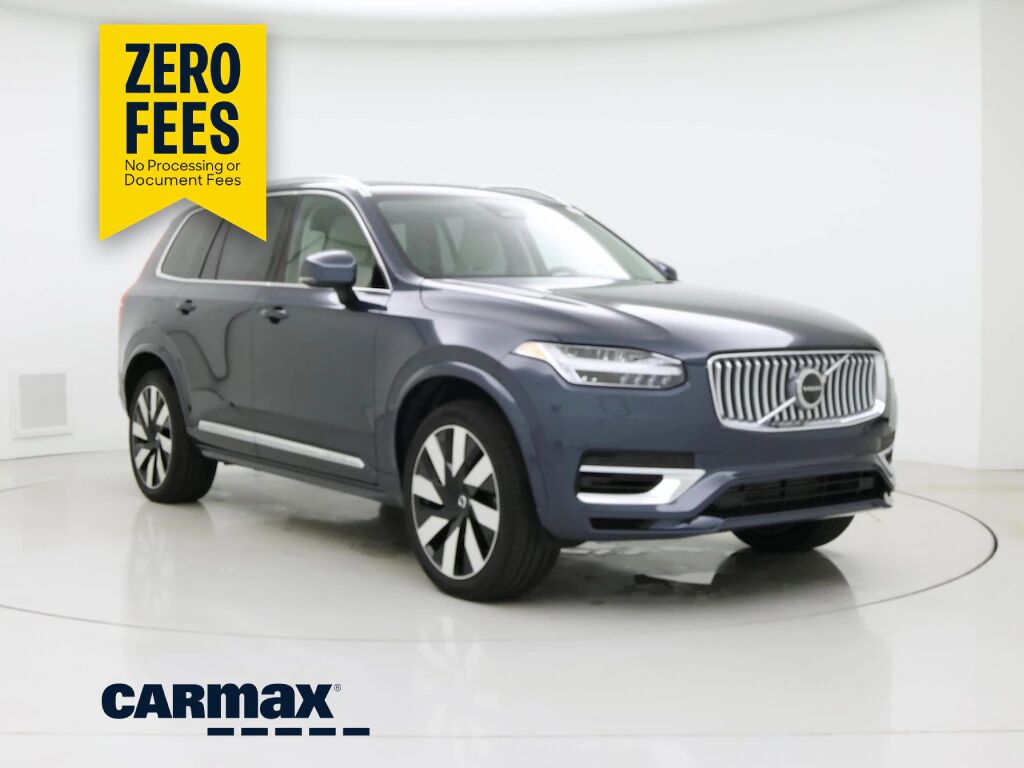 2023 VOLVO XC90