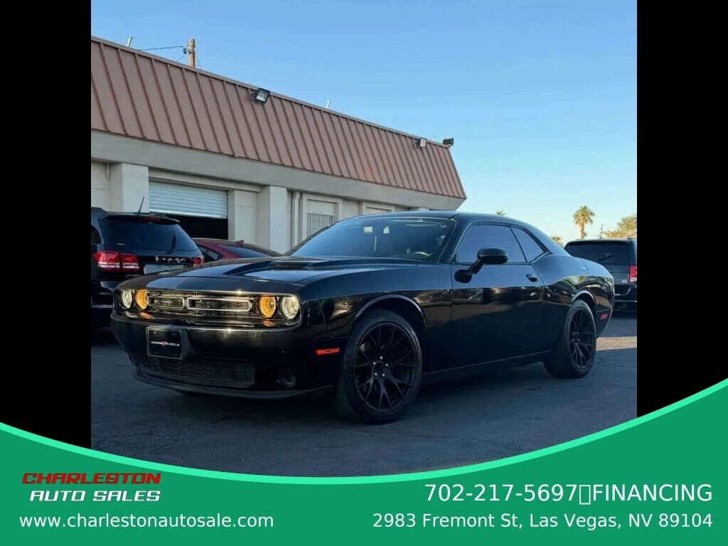 2017 DODGE Challenger