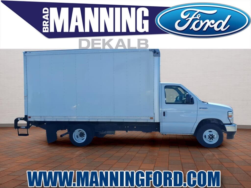 2022 FORD E-350